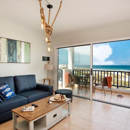 Famara Views Apartment ภายนอก รูปภาพ