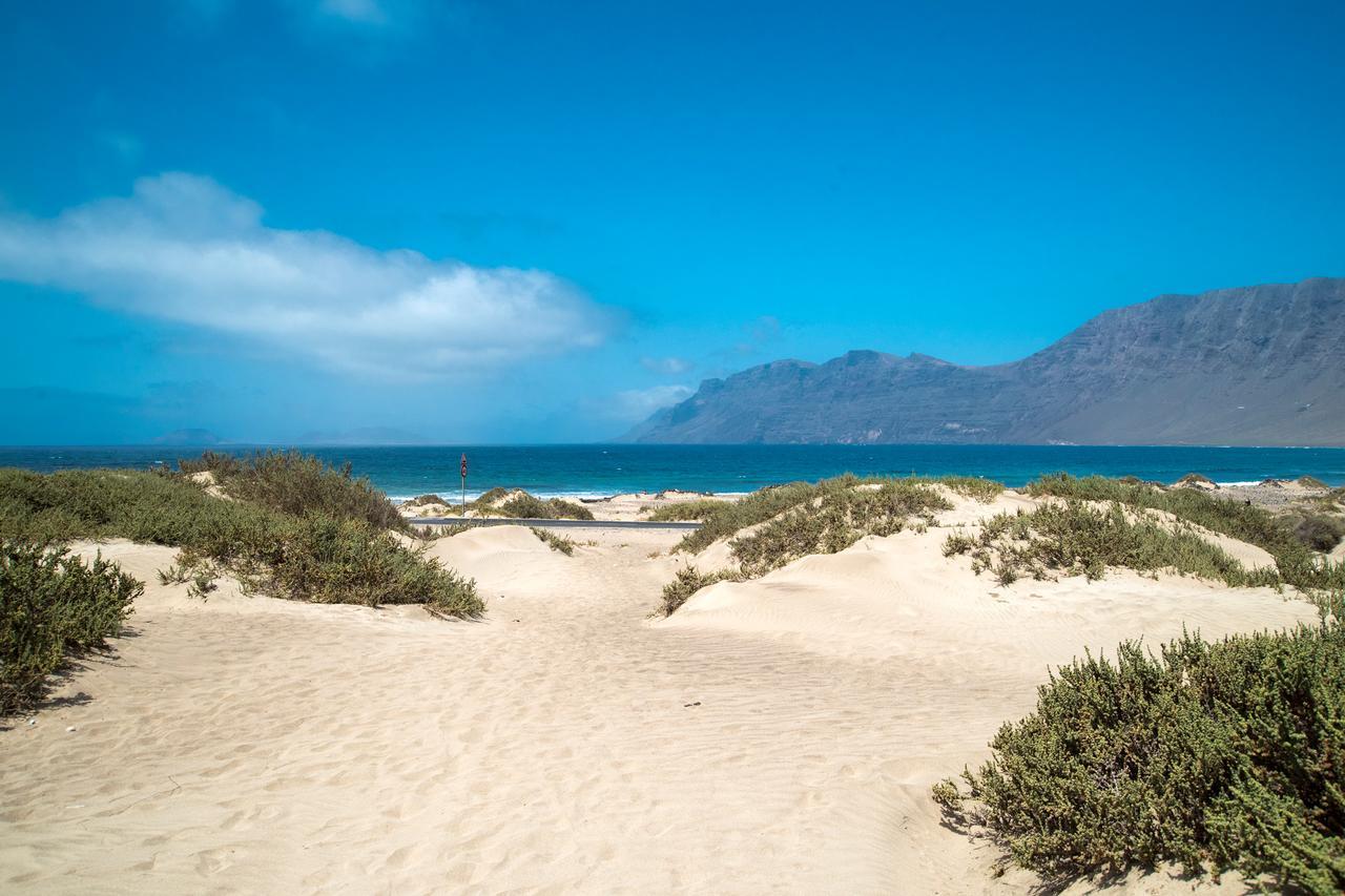 Famara Views Apartment ภายนอก รูปภาพ