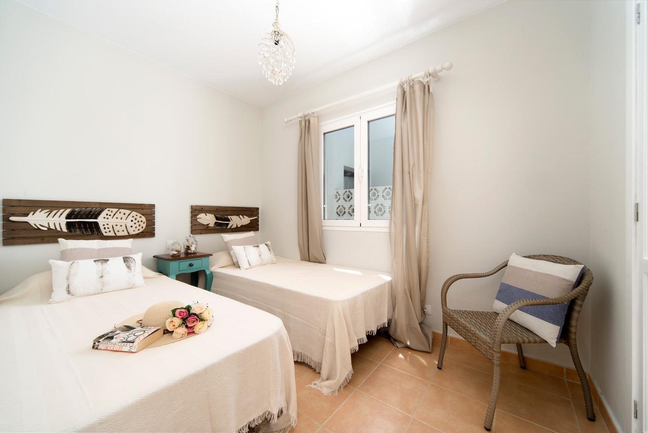 Famara Views Apartment ภายนอก รูปภาพ