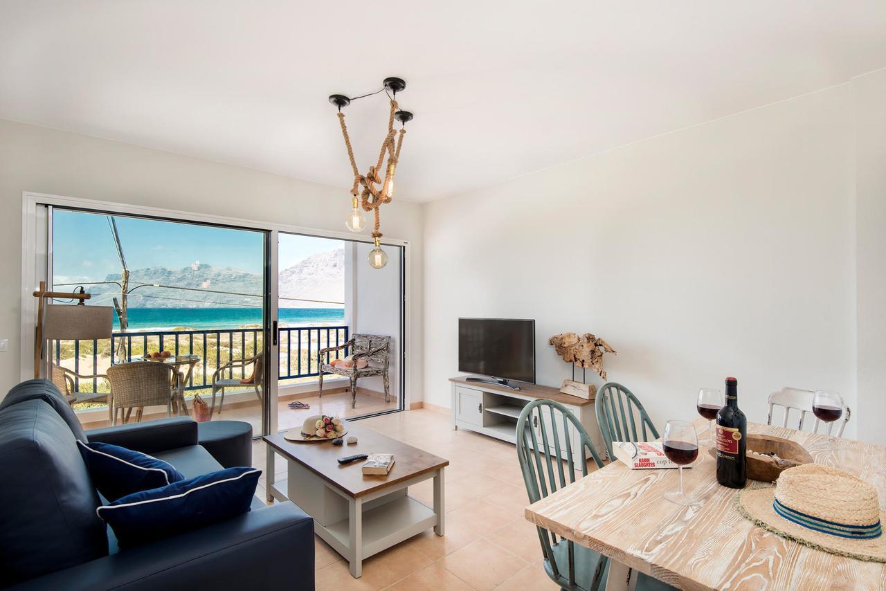 Famara Views Apartment ภายนอก รูปภาพ